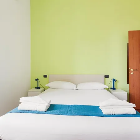 Guesthost - Mm3 Lodi Bright Apartman